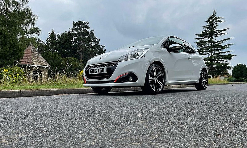 2016 Peugeot 208 Gti...