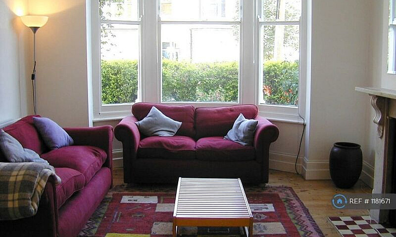 3 Bedroom House In E...