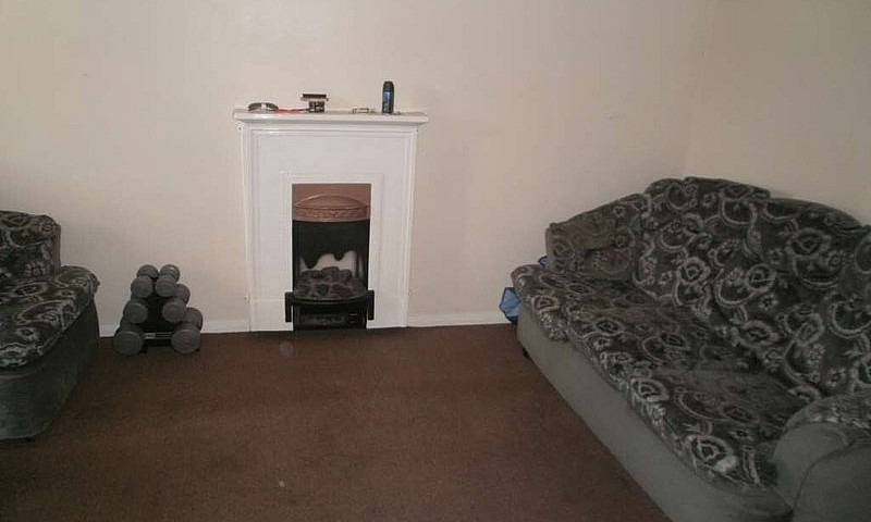 Very Spacious One Be...