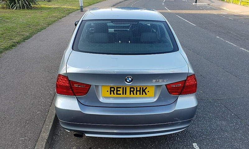 2011 11 Bmw 318 D Es...