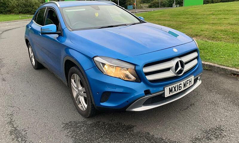 2016 Mercedes Gla 2....