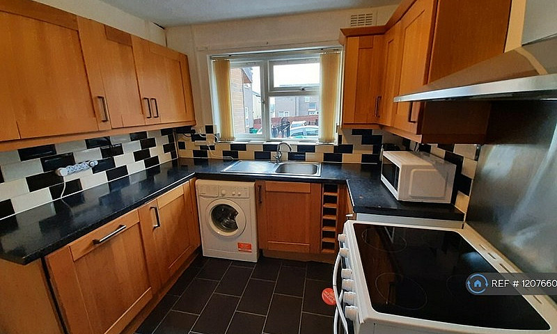 4 Bedroom House In C...