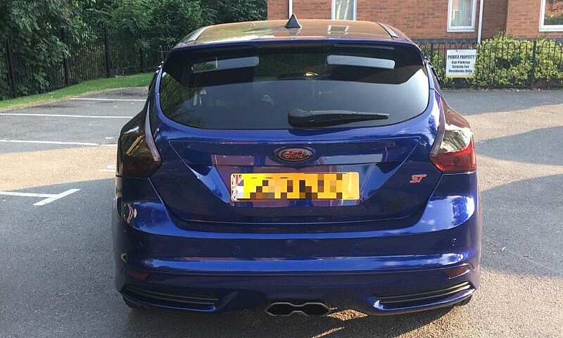 2014 14 Ford Focus 1...