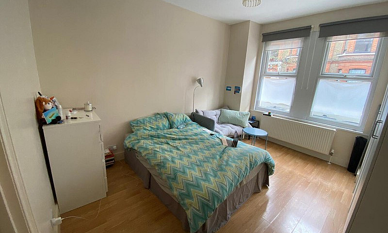 034K-Fulham – Modern...