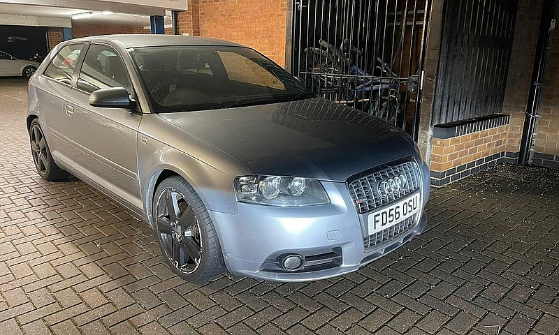 Audi A3 S-Line Tdi 1...