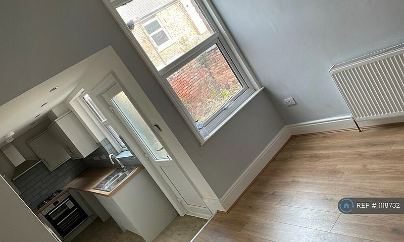 1 Bedroom In Queens ...
