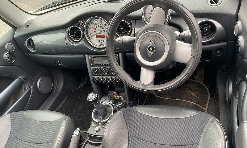Mini Cooper 1.6 124K...