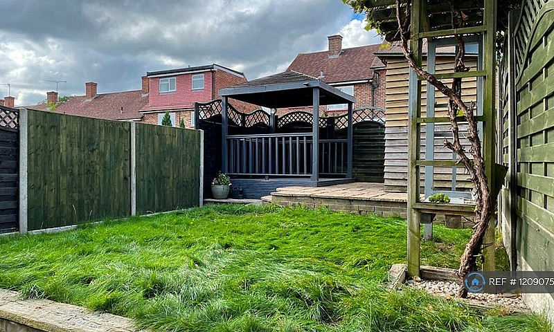 3 Bedroom House In C...