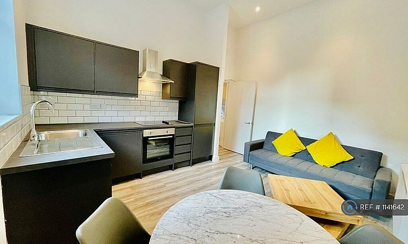 1 Bedroom Flat In Si...