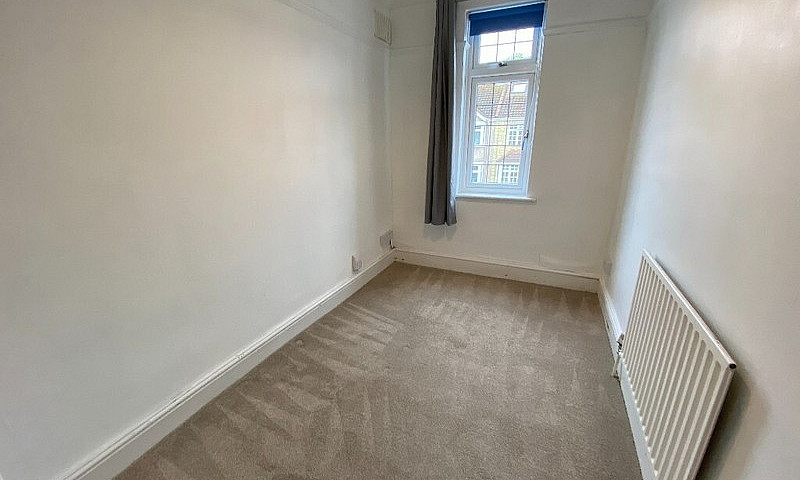 Spacious And Excelle...