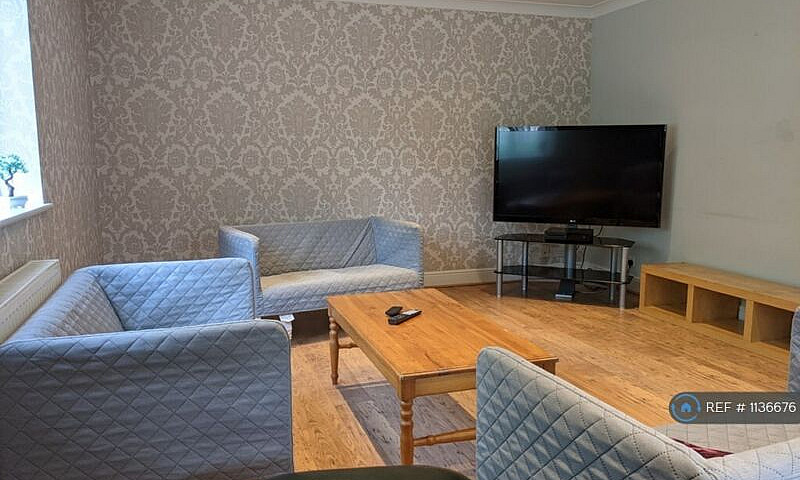 1 Bedroom In Mill Ro...