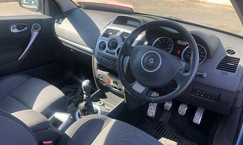 2007 Renault Megane ...