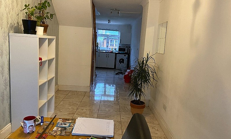  One Bedroom Flat Gr...