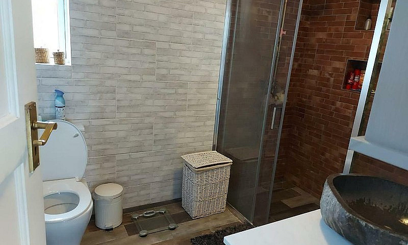 Lovely Double Room W...