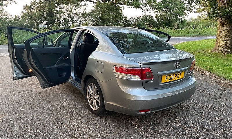 Toyota, Avensis, Sal...
