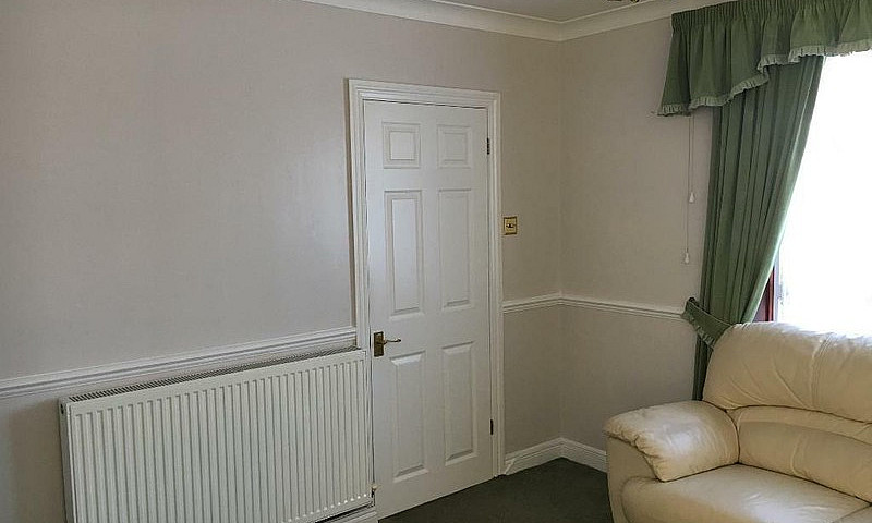 3 Bedroom House In R...