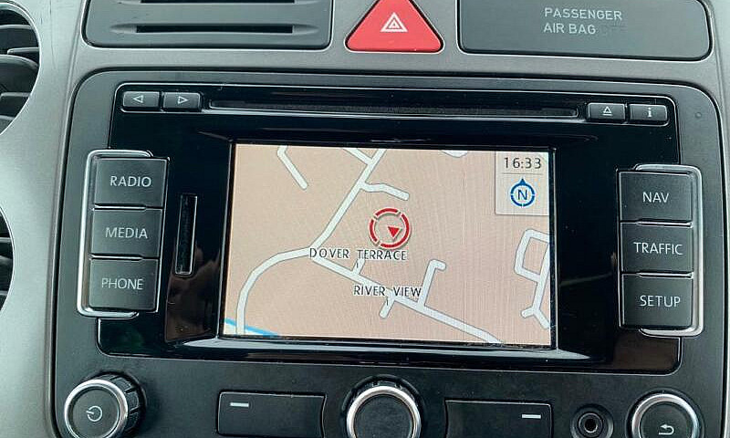 Volkswagen Tiguan ...