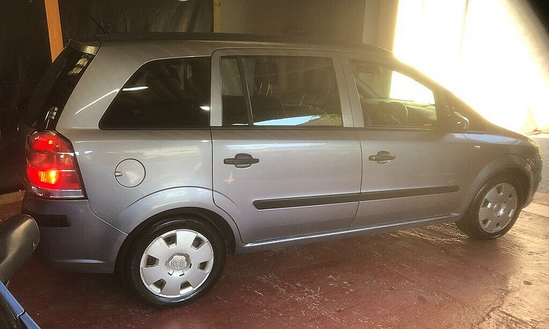 7 Seater ...