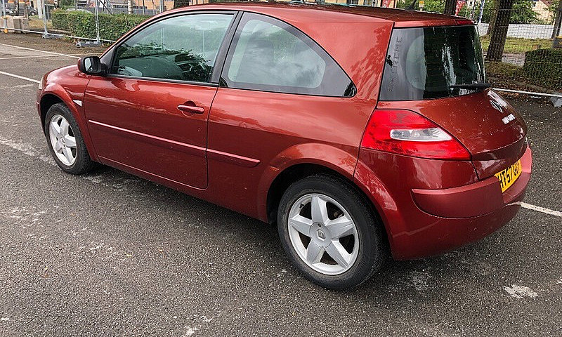 Renault Megane 1.6 2...