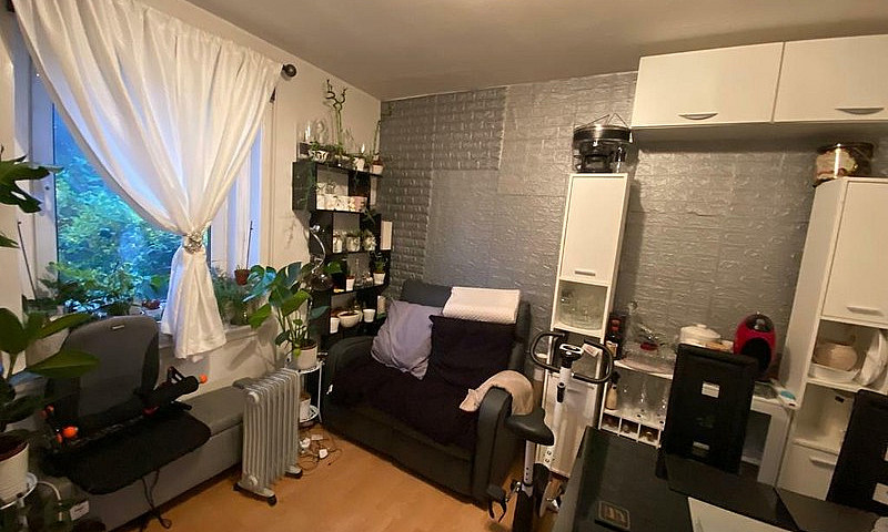 Room To Let...