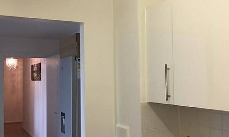 1 Bedroom In Romford...