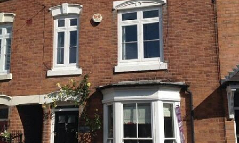 4 Bedroom House In G...