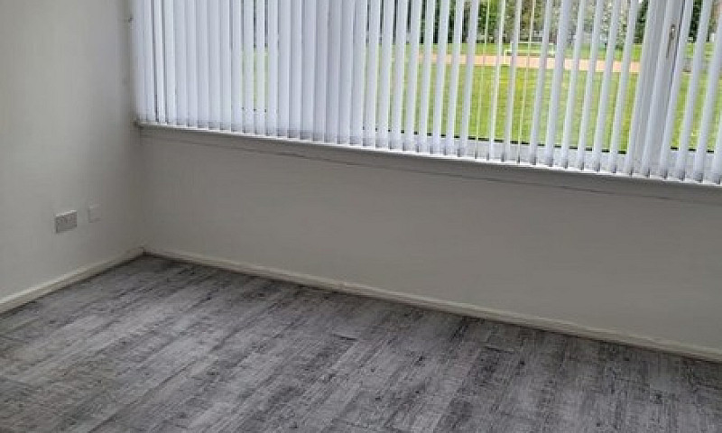 4 Bedroom House In W...