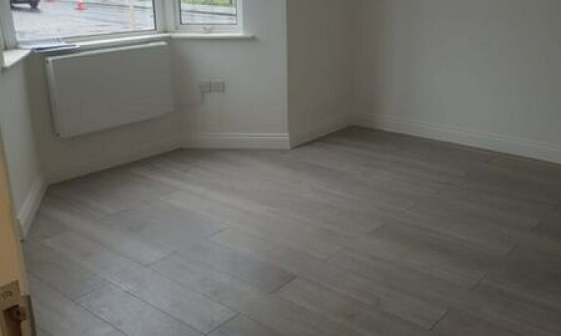 Studio Flat In Engle...