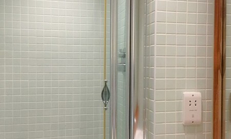 2 Bedroom Flat In Th...