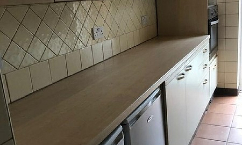 4 Bedroom House In M...