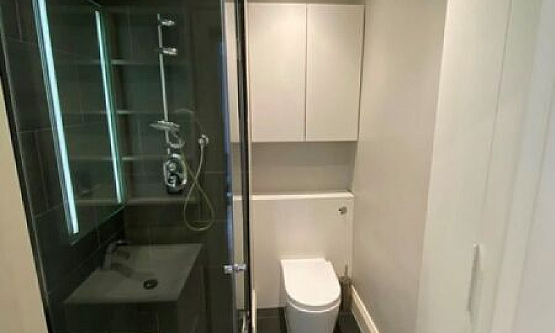 1 Bedroom Flat In Ro...