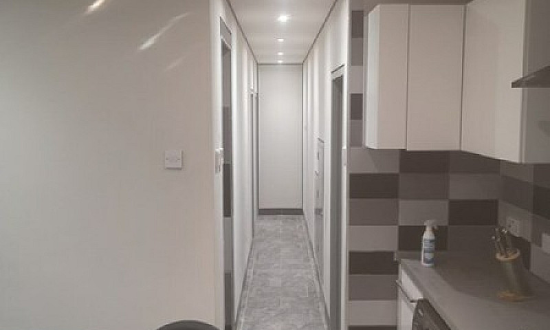 1 Bedroom In Ashford...