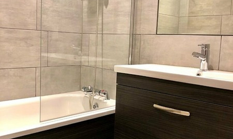 1 Bedroom Flat In Pr...