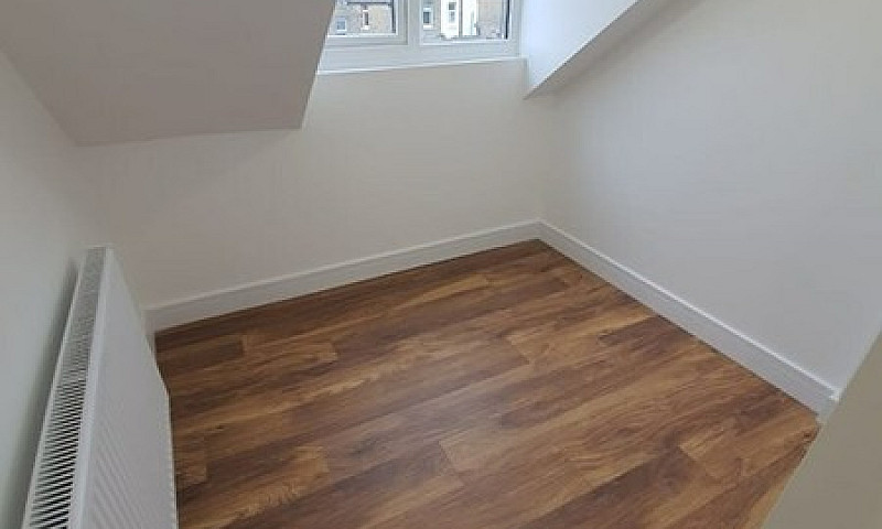 1 Bedroom In Plumste...