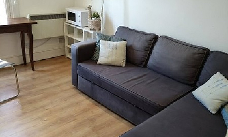 Studio Flat In Ferme...