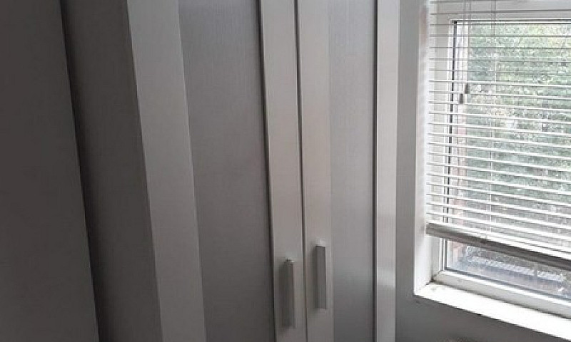 1 Bedroom In Lees Hi...