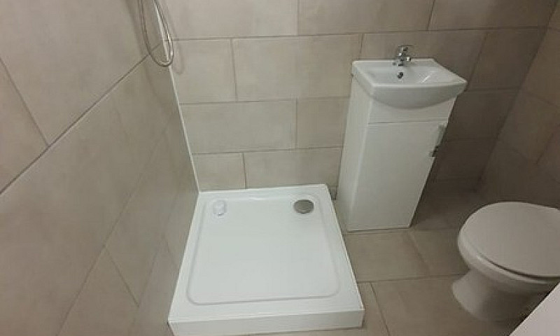 1 Bedroom In Plumste...
