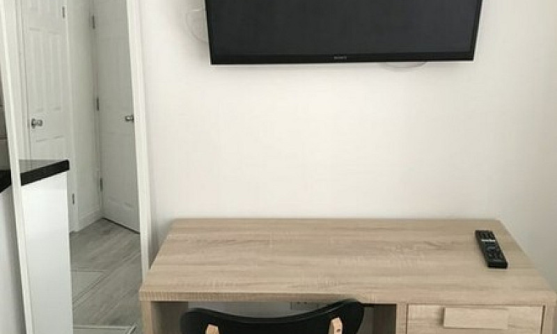 Studio Flat In Cound...
