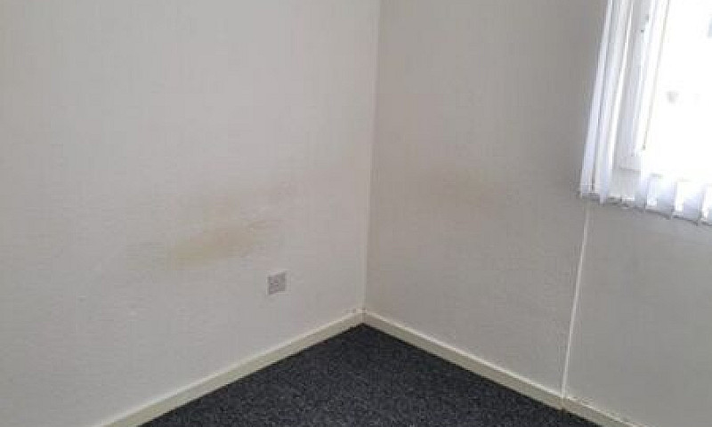 4 Bedroom House In W...
