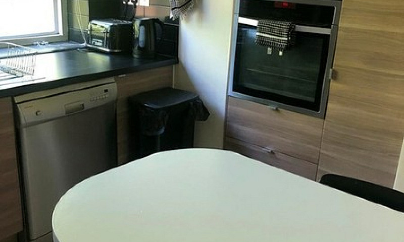1 Bedroom In Park Ho...
