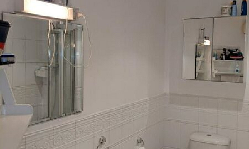 2 Bedroom Flat In Ni...