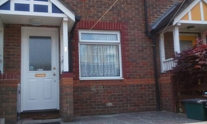 1 Bedroom House In O...