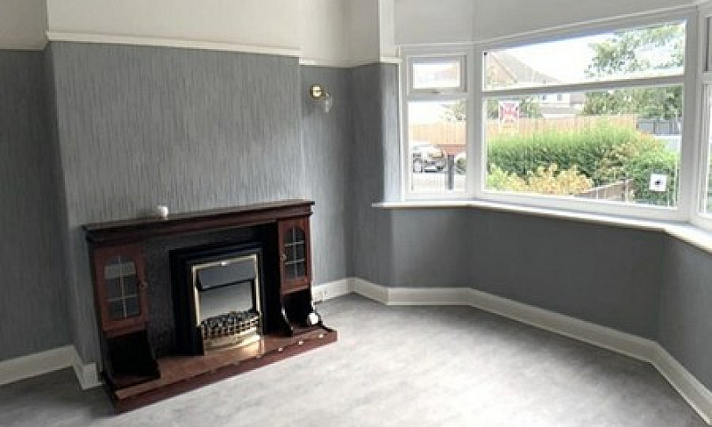 3 Bedroom House In G...