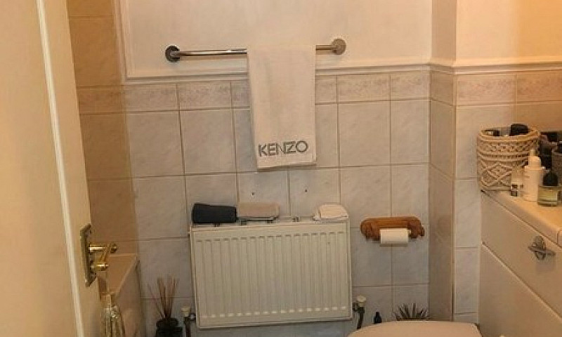 2 Bedroom House In N...