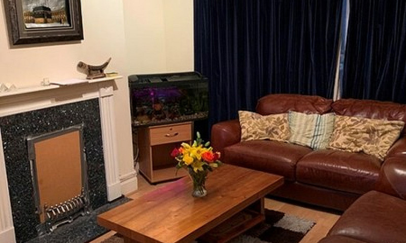 3 Bedroom House In S...