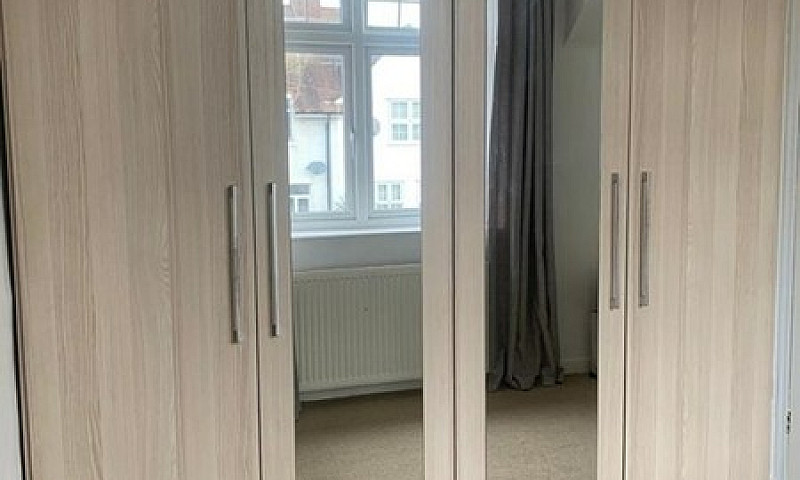 1 Bedroom In Caillar...