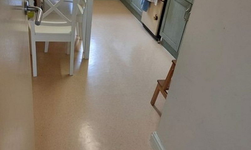 2 Bedroom Flat In Ki...