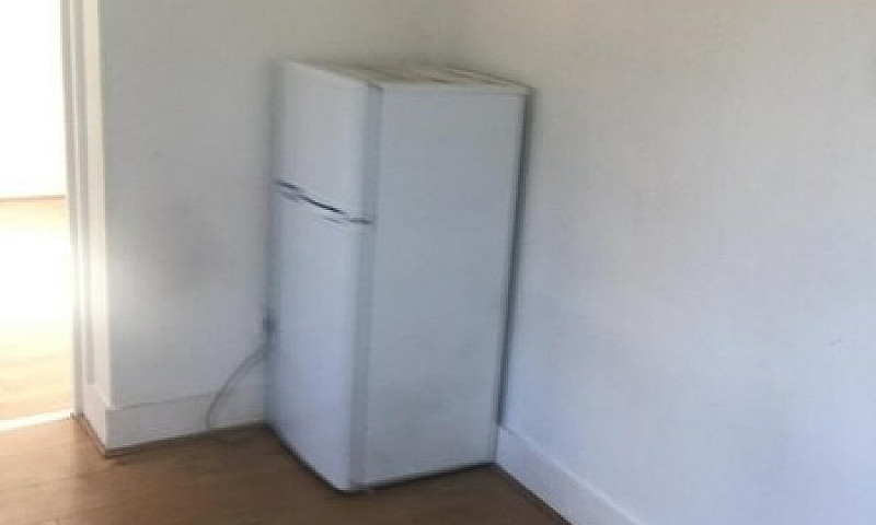1 Bedroom Flat In Hi...