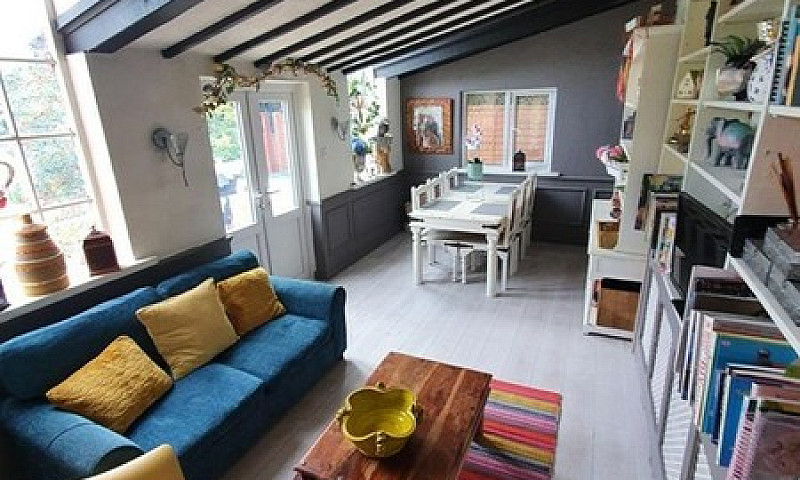 1 Bedroom In Woodsid...