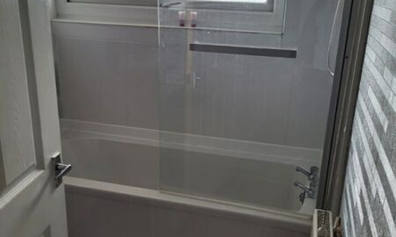 4 Bedroom House In W...